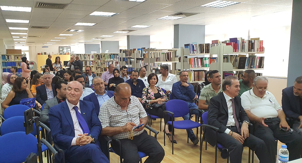 Book signature Amro - Audience